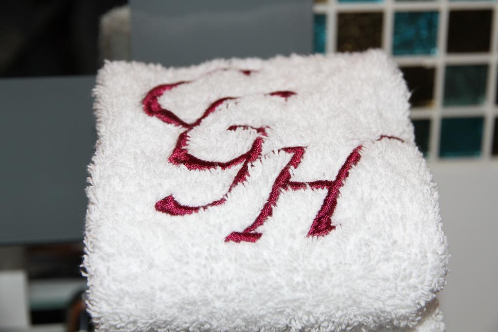 Crompton Guest House Hounslow Ngoại thất bức ảnh