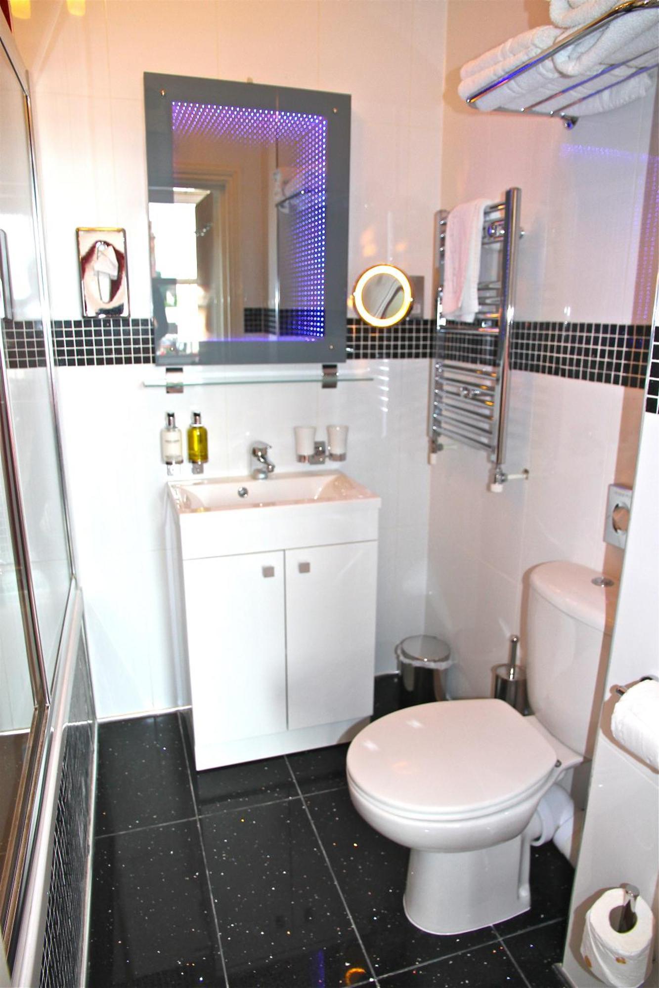 Crompton Guest House Hounslow Ngoại thất bức ảnh