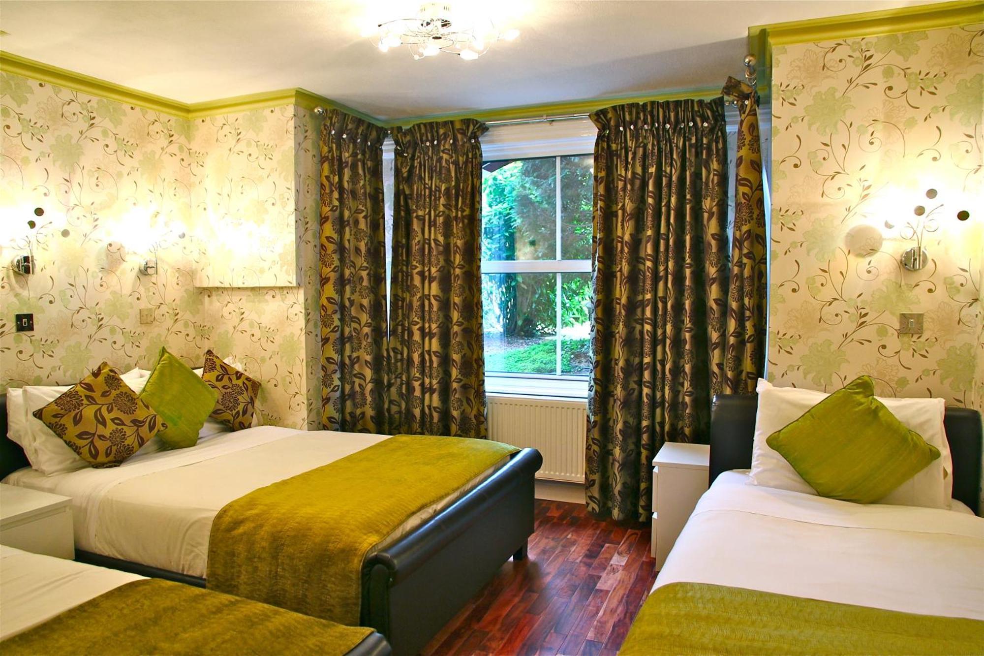 Crompton Guest House Hounslow Ngoại thất bức ảnh