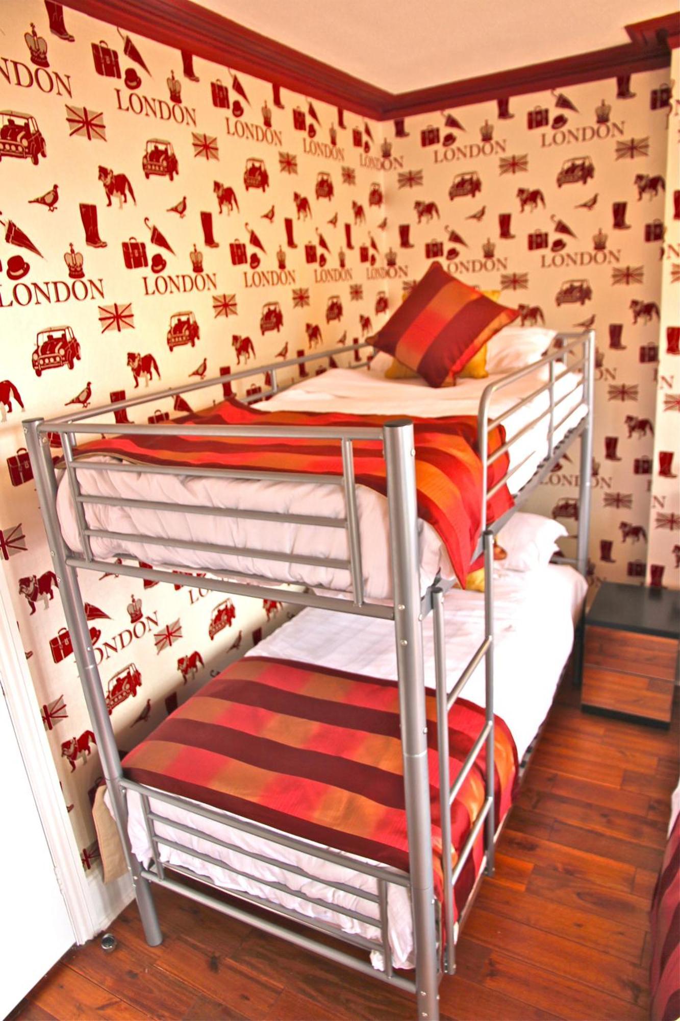 Crompton Guest House Hounslow Ngoại thất bức ảnh