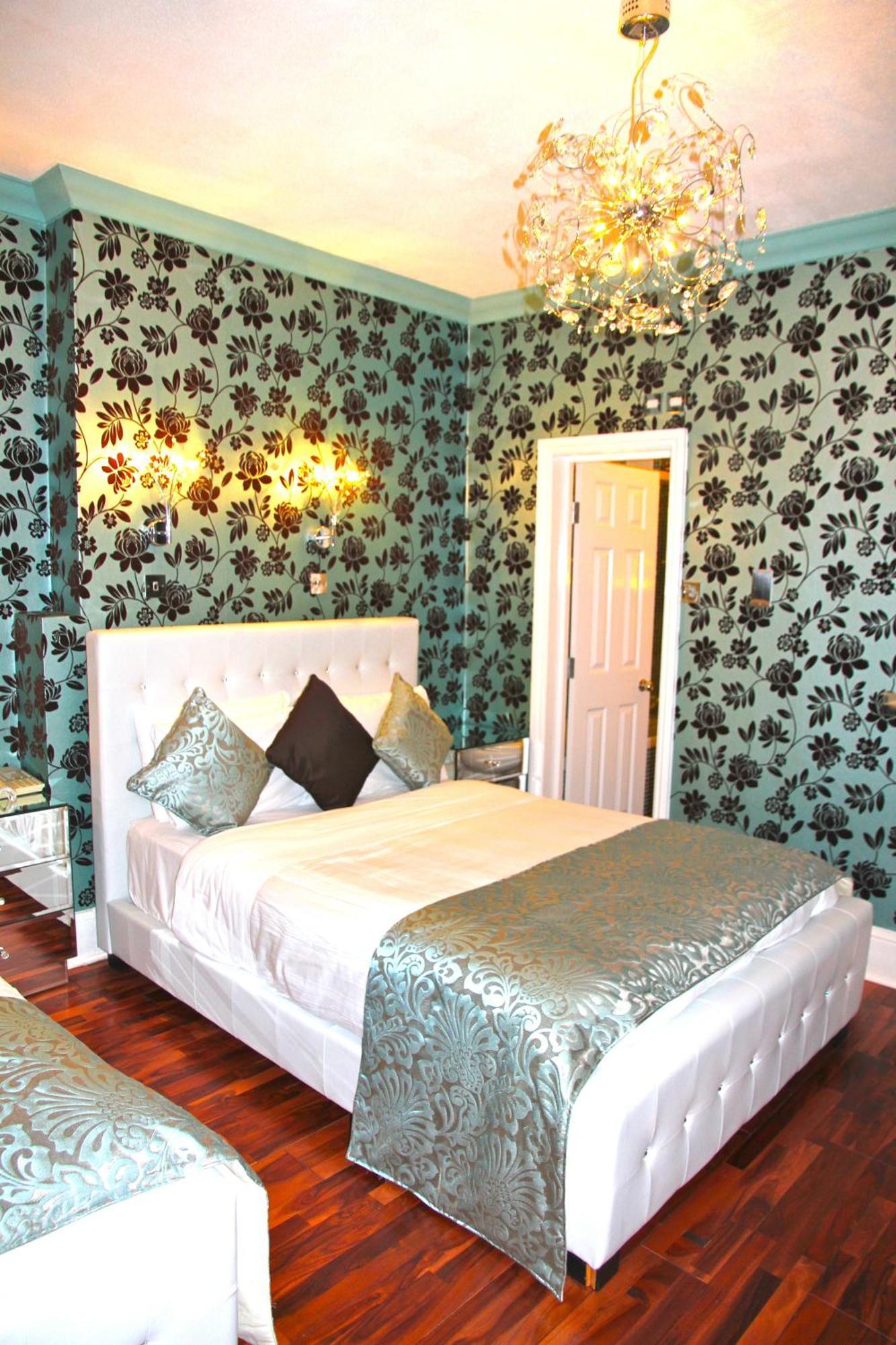 Crompton Guest House Hounslow Ngoại thất bức ảnh