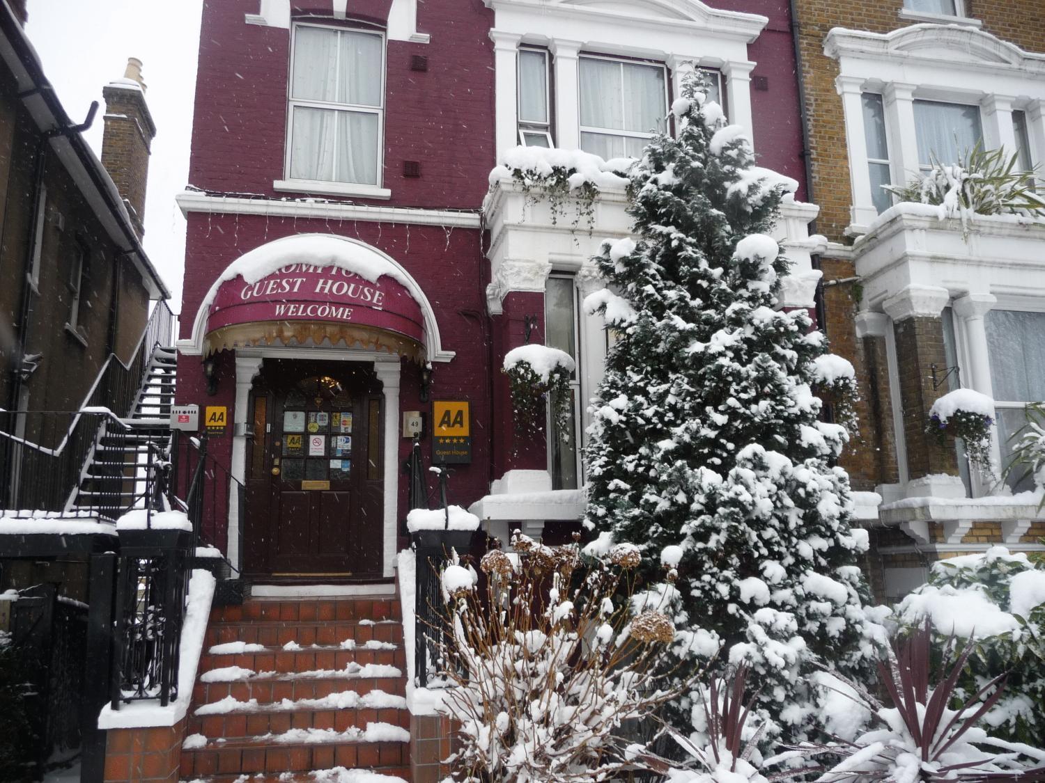 Crompton Guest House Hounslow Ngoại thất bức ảnh