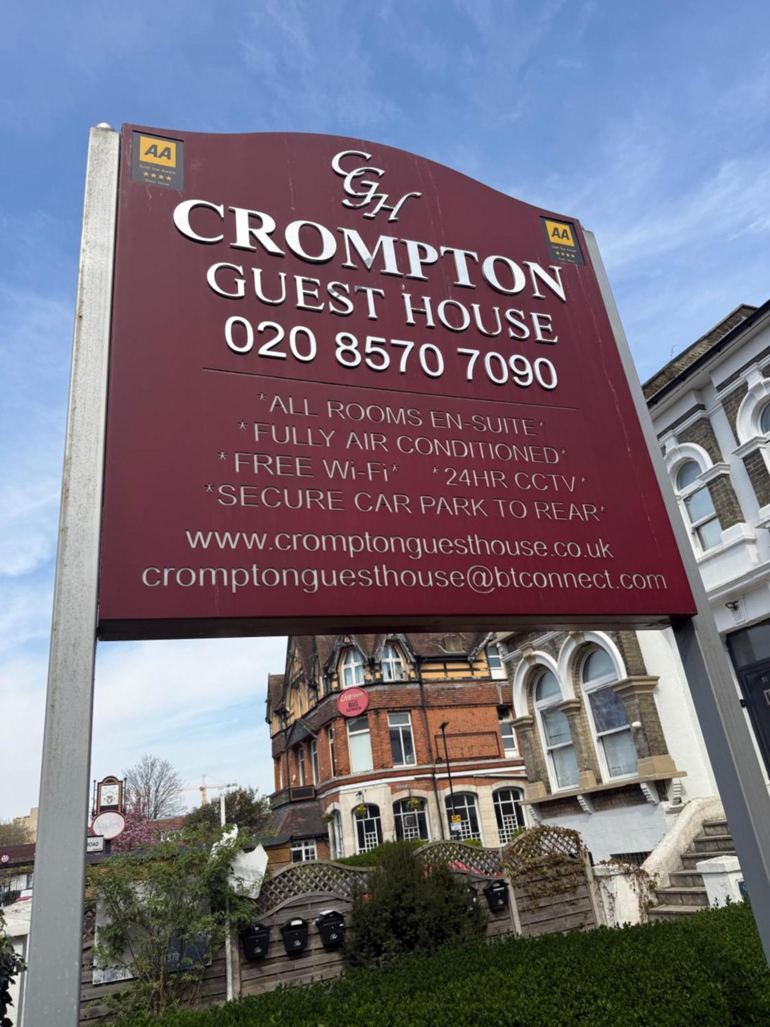 Crompton Guest House Hounslow Ngoại thất bức ảnh